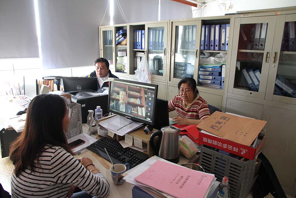 国产精品扒开腿做爽爽爽A片软件