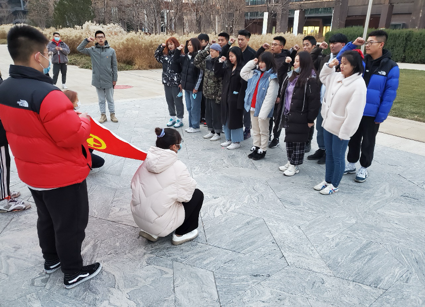 国产精品扒开腿做爽爽爽A片软件