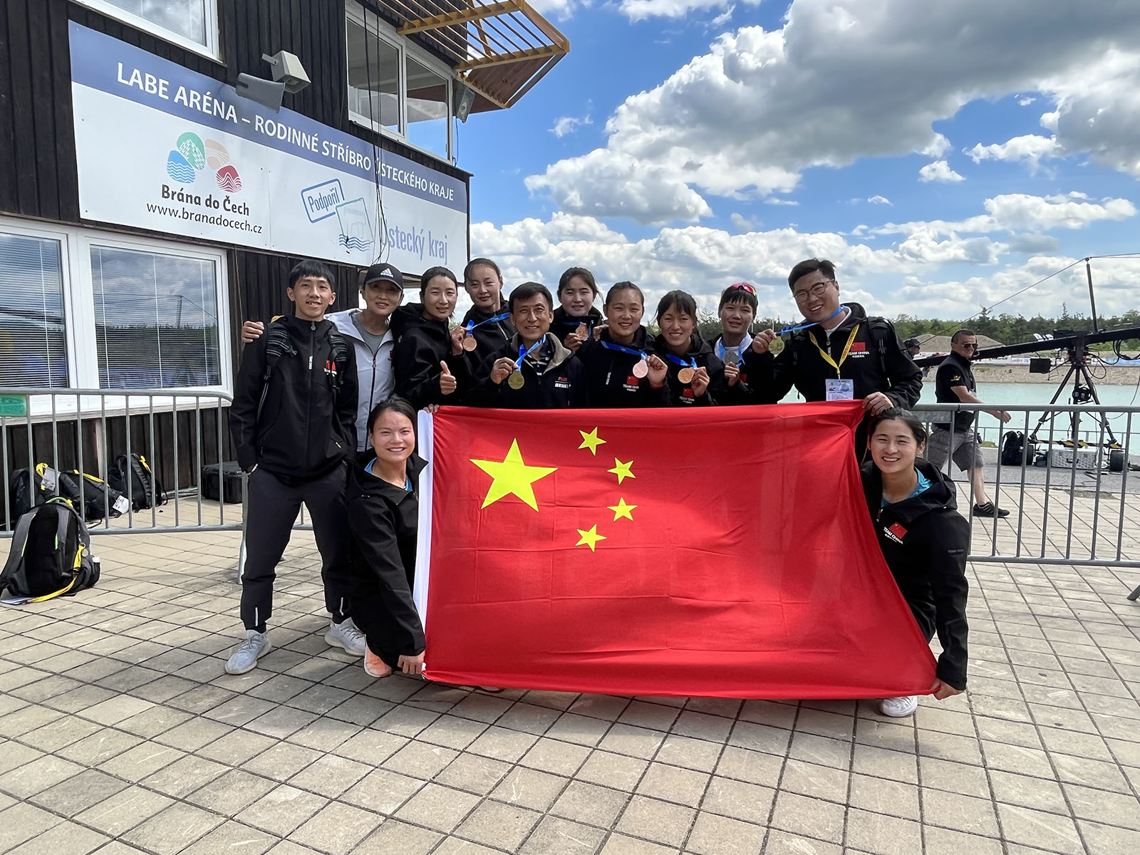 国产精品扒开腿做爽爽爽A片软件