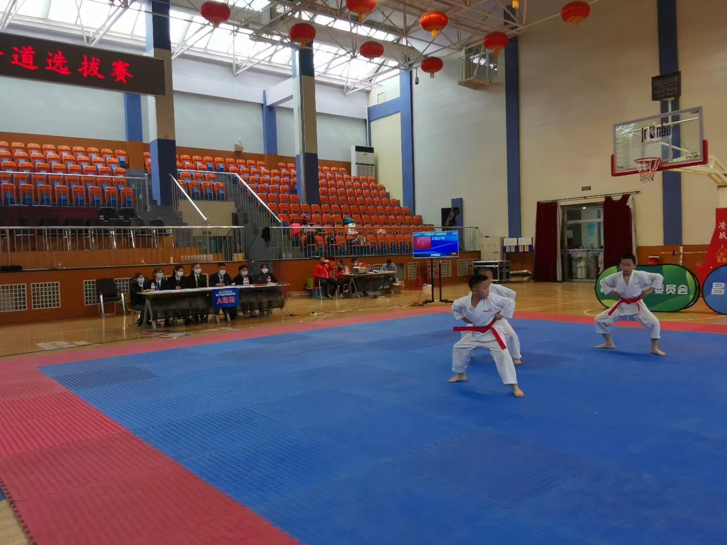 国产精品扒开腿做爽爽爽A片软件