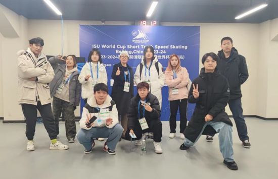 国产精品扒开腿做爽爽爽A片软件