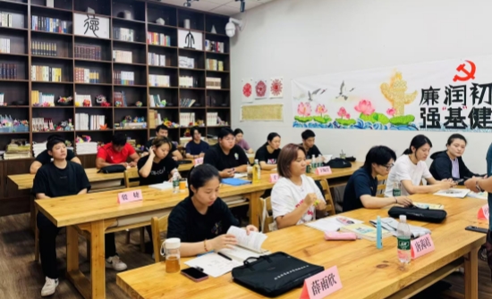 国产精品扒开腿做爽爽爽A片软件